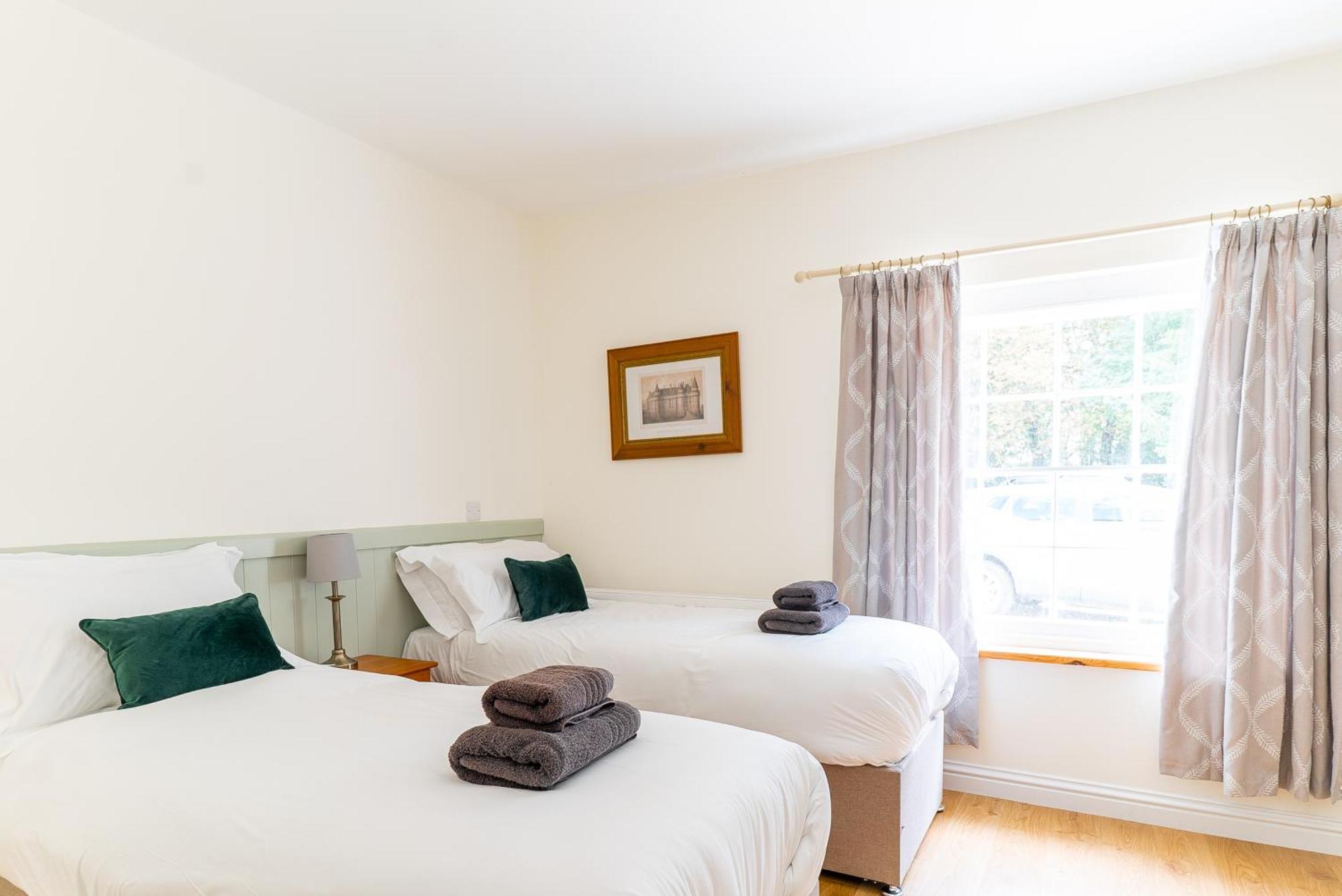 Holyland House - Greenacres Estates Lamphey エクステリア 写真